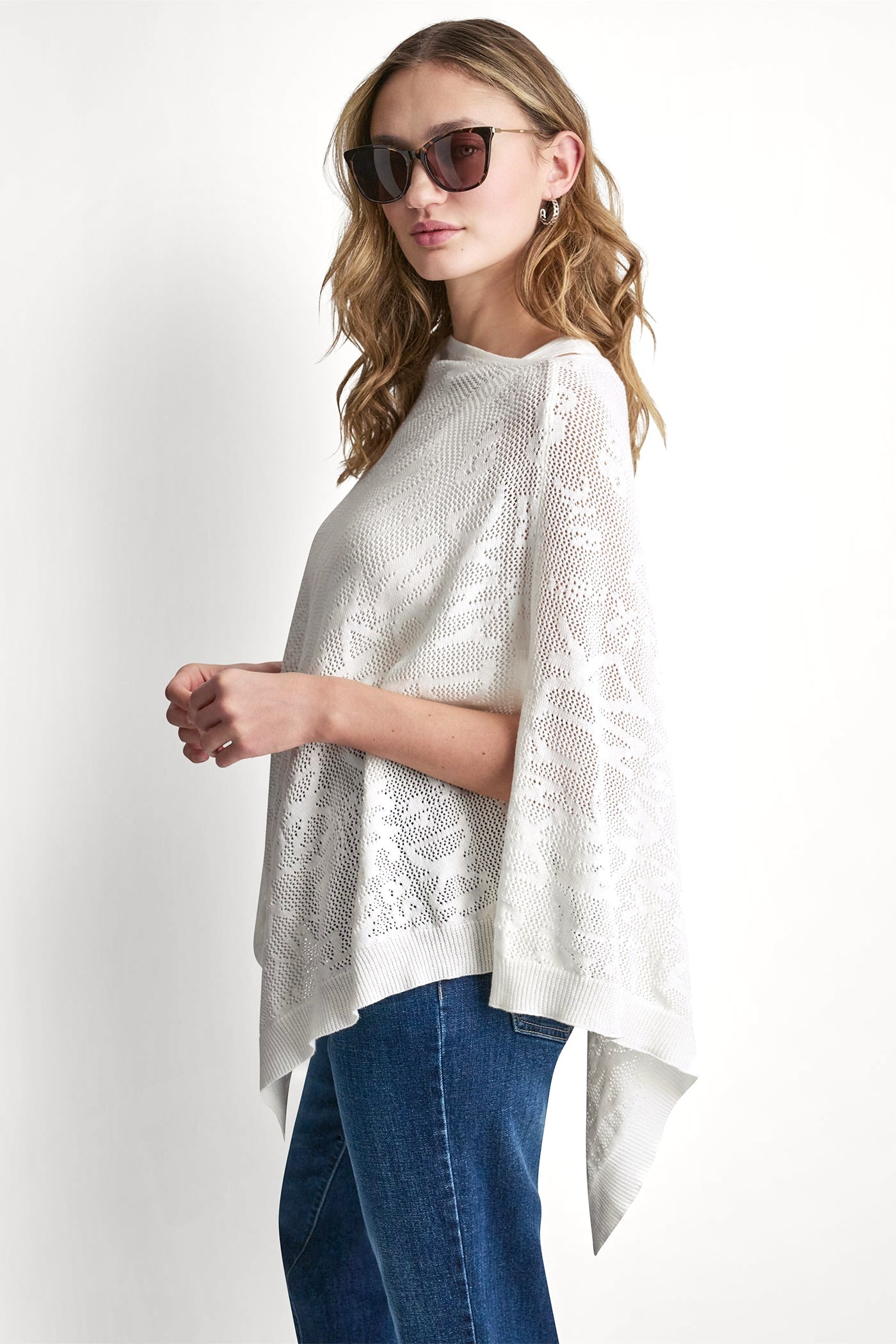 ASYMMETRIC LOGO POINTELLE PONCHO
