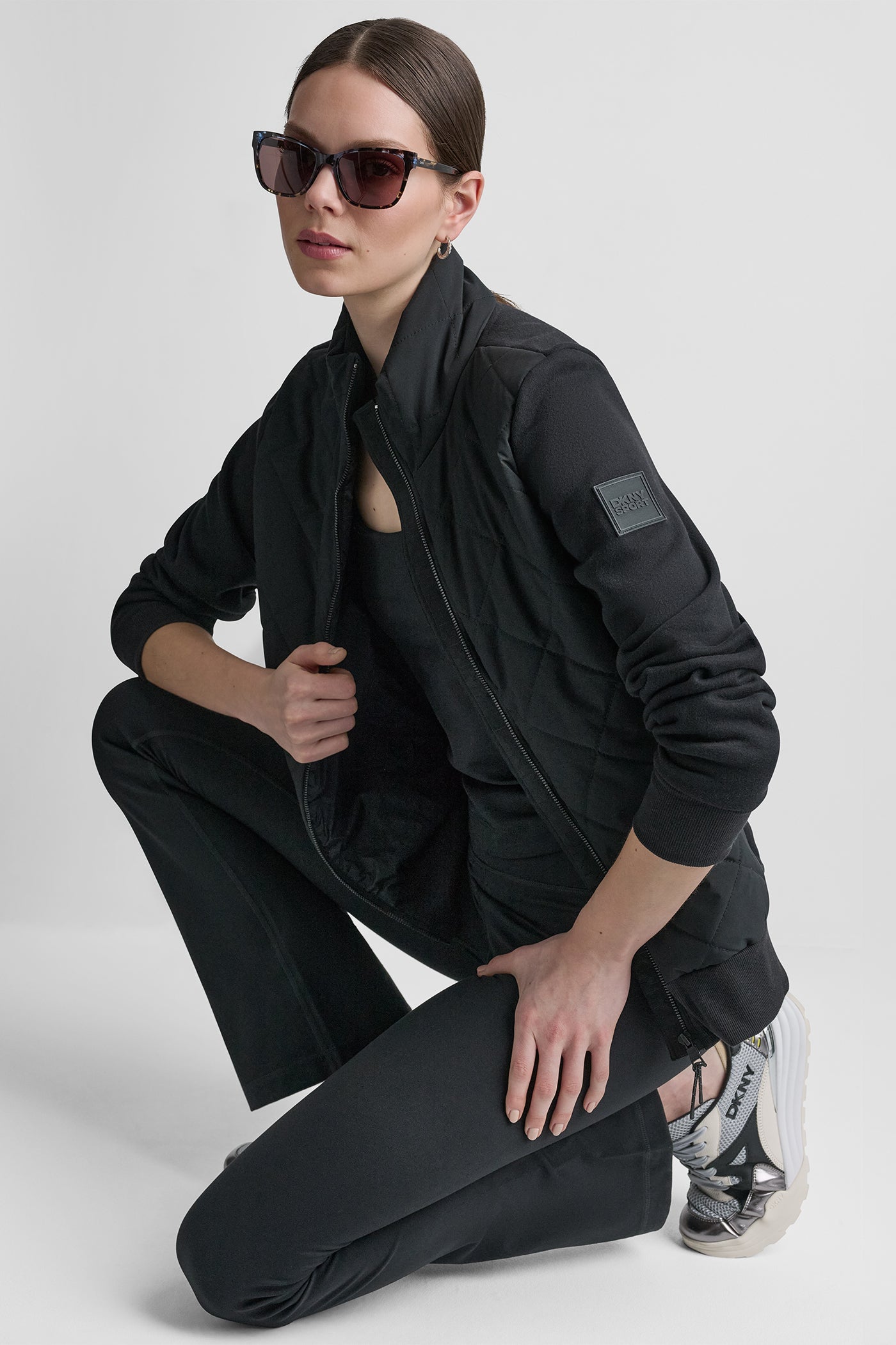 LIGHT WEIGHT HYBRID JACKET
