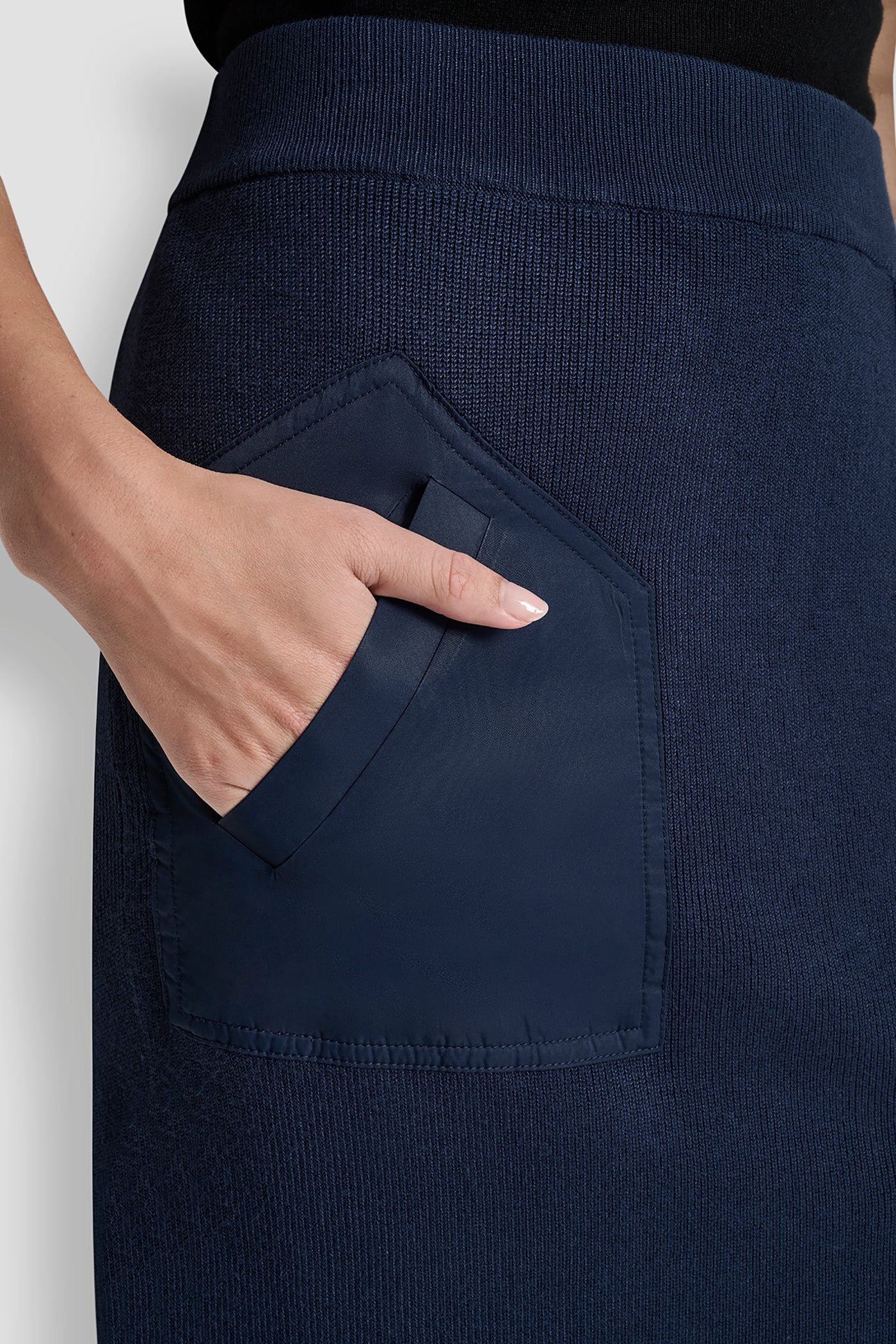 ZIP-DETAILED MIDI SWEATER SKIRT