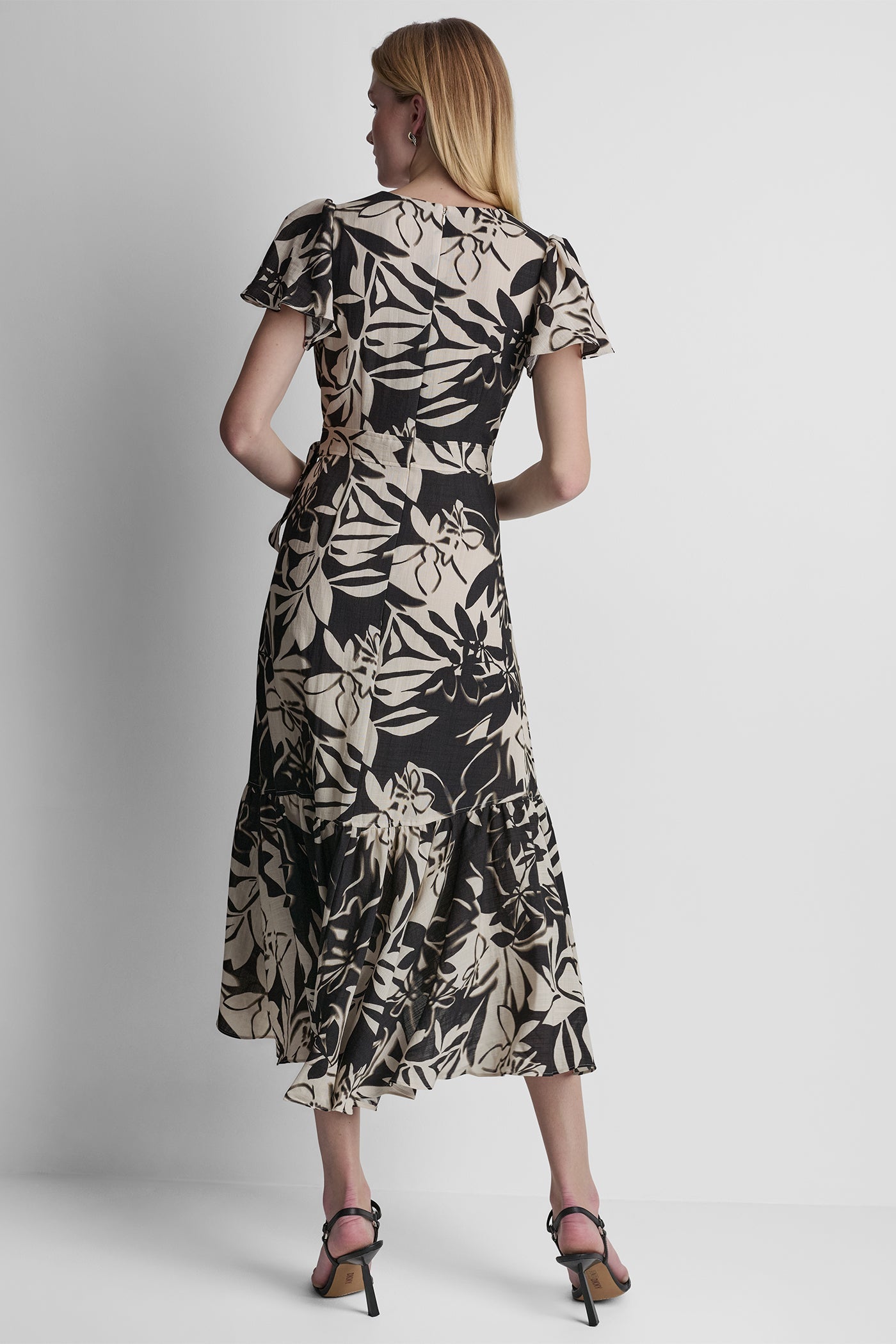 SHORT SLEEVE WRAP-EFFECT MIDI DRESS