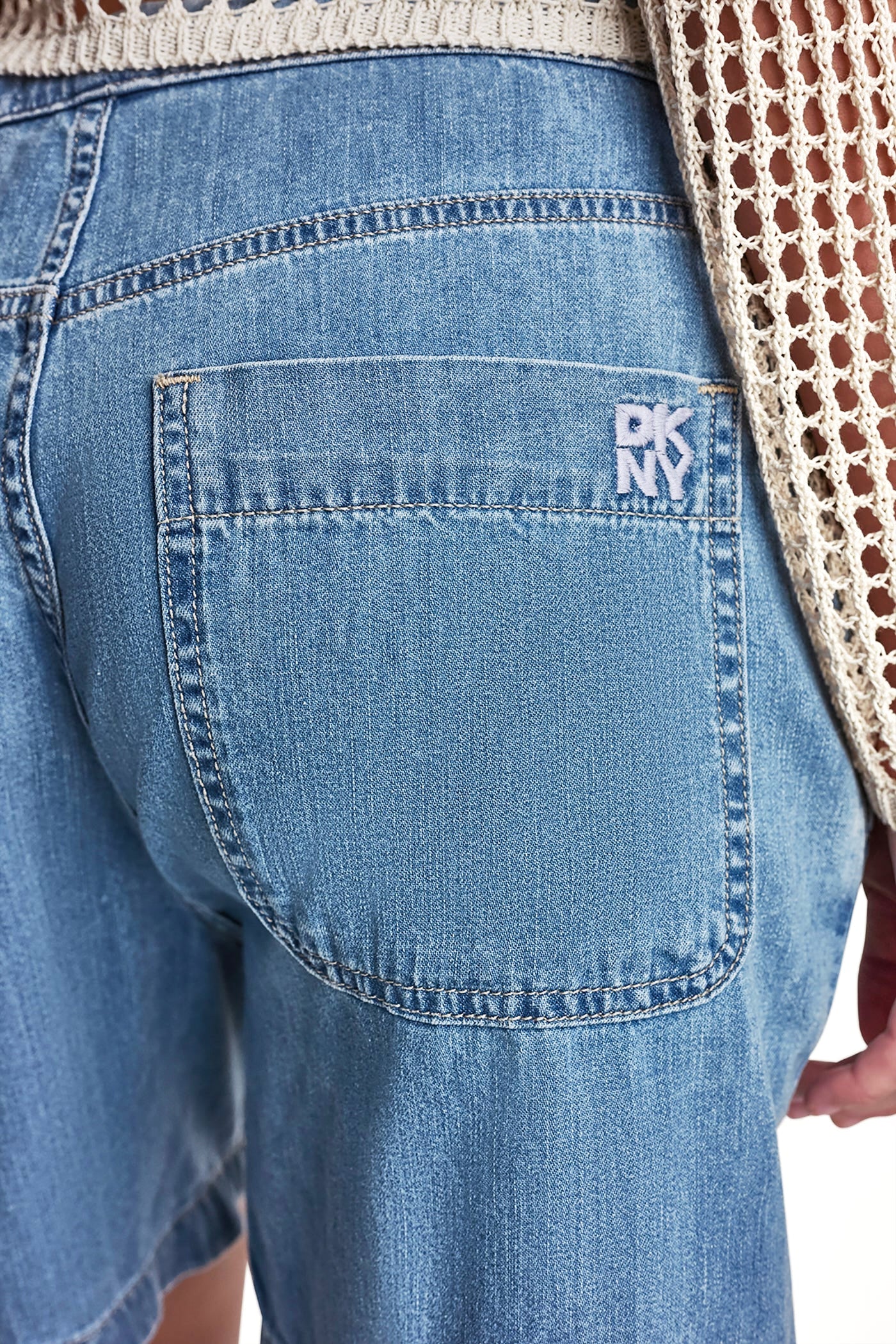 MID-RISE RELAXED DENIM SHORT WITH DRAWCORD