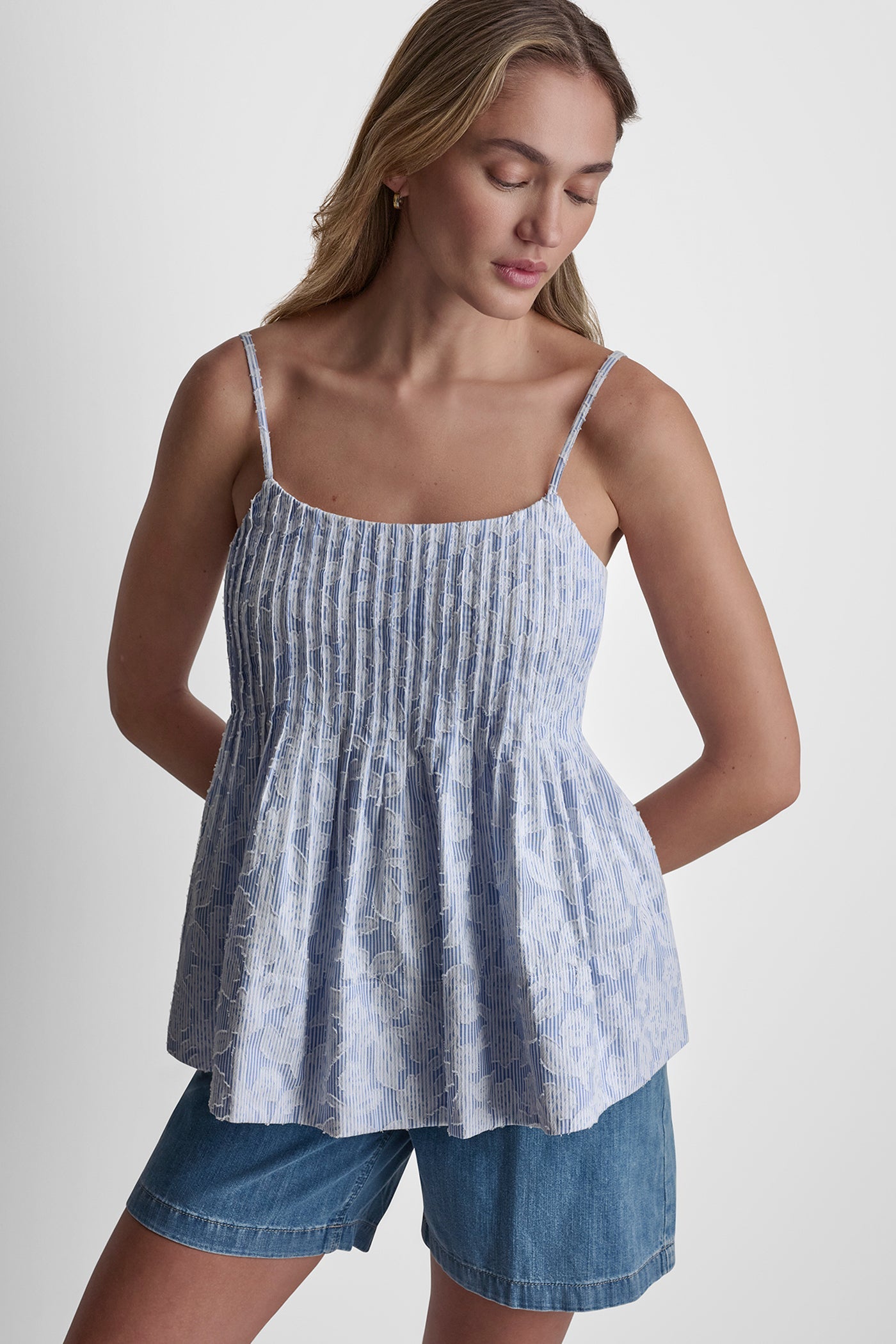 FLORAL JACQUARD TANK TOP