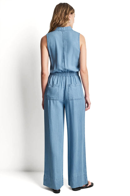 SLEEVELESS JUMPSUIT WITH COLLAR NECKLINE