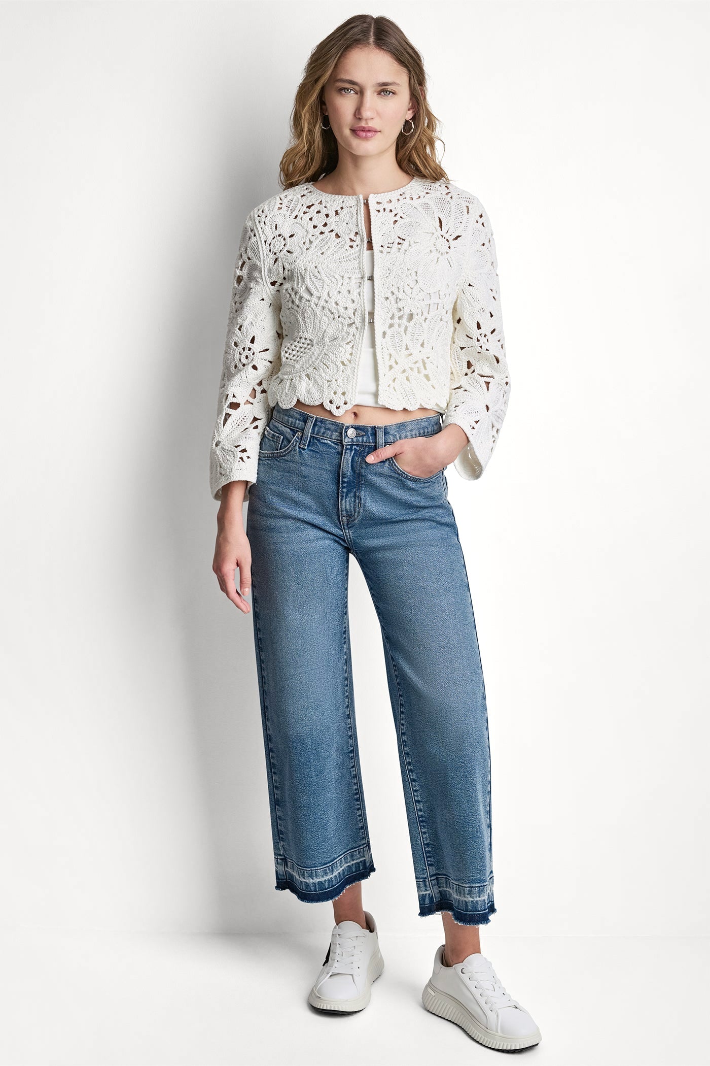 FLORAL CROCHET CARDIGAN WITH SCALLOP HEM
