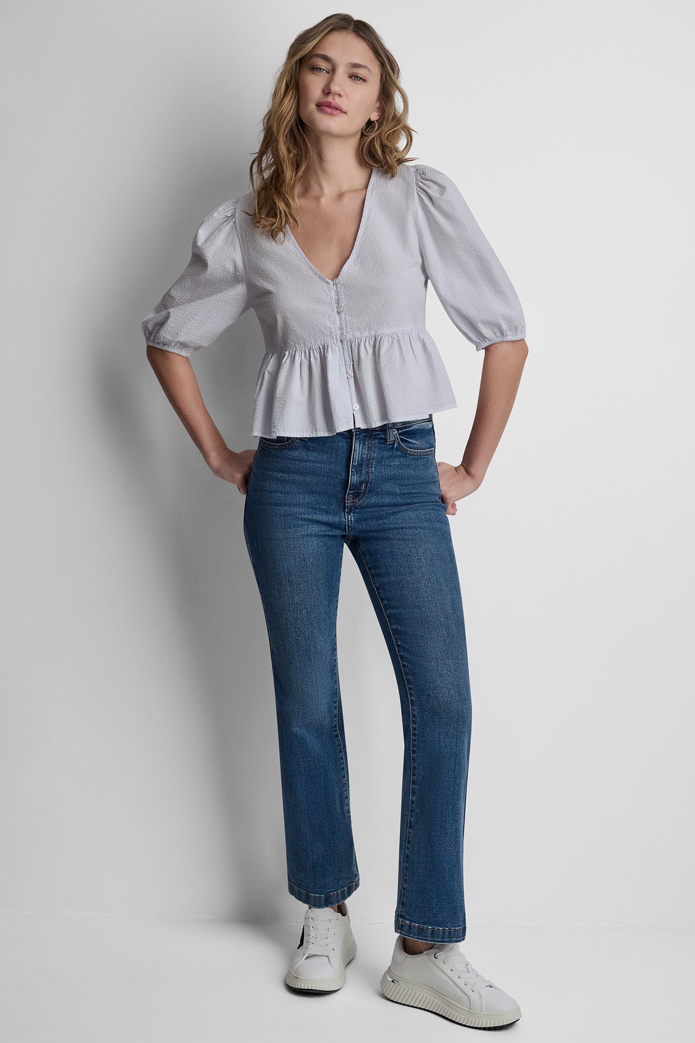 PUFF SLEEVE V-NECK SHIRT