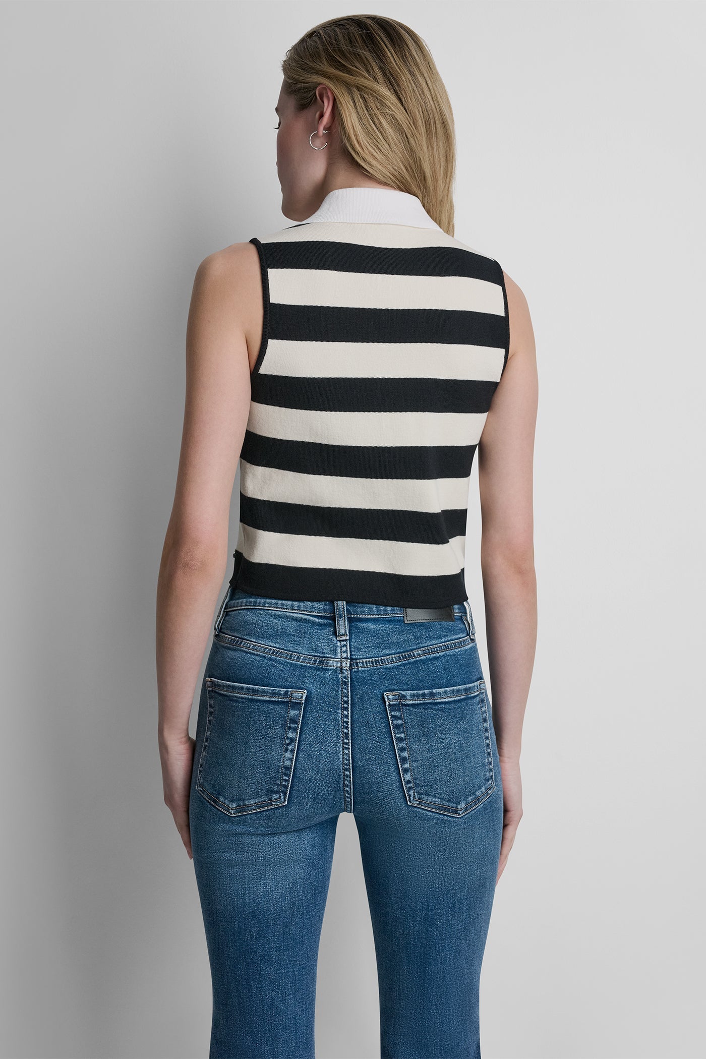 STRIPED SLEVELESS POLO SWEATER