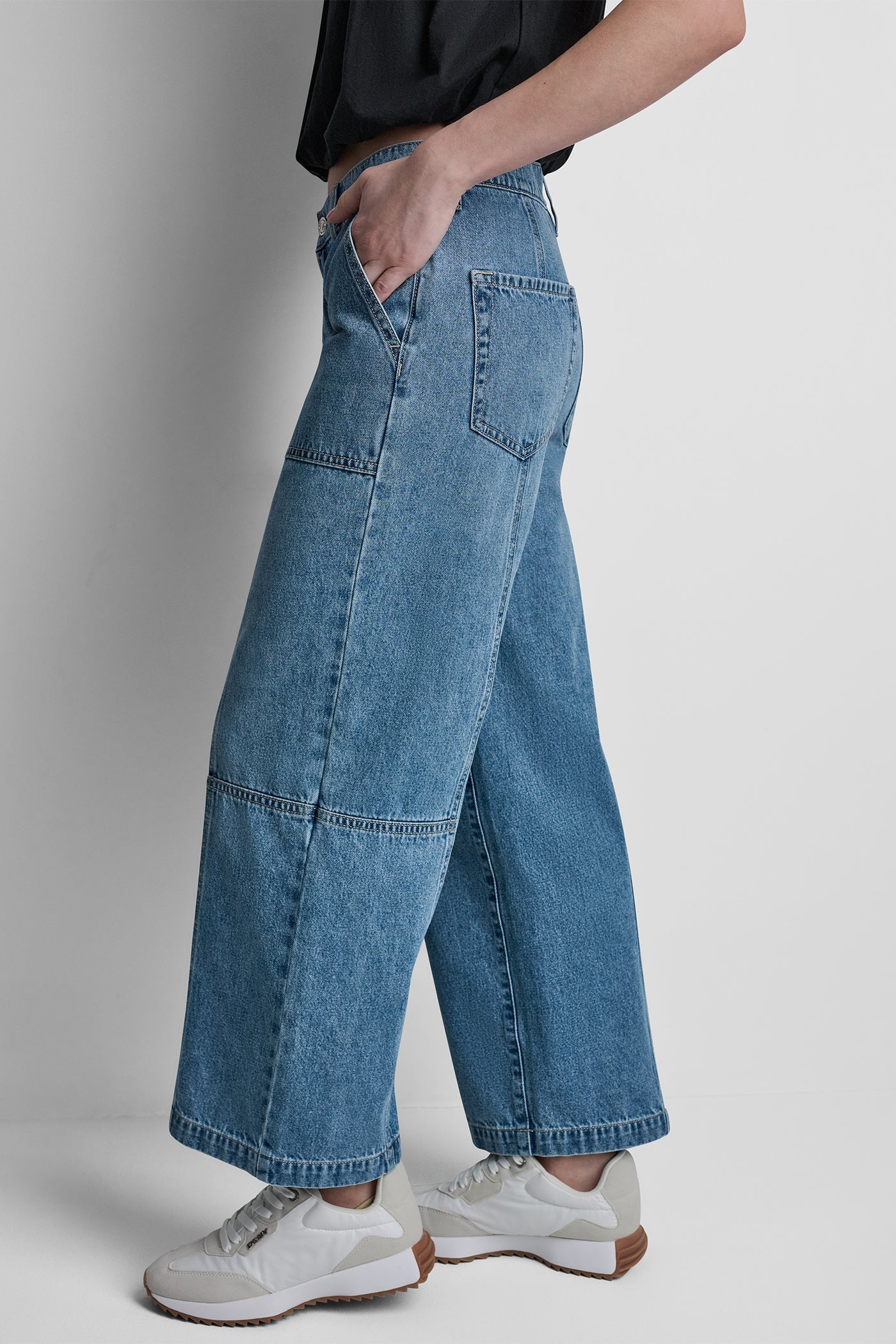 HIGH-RISE WIDE-LEG UTILITY ANKLE JEAN
