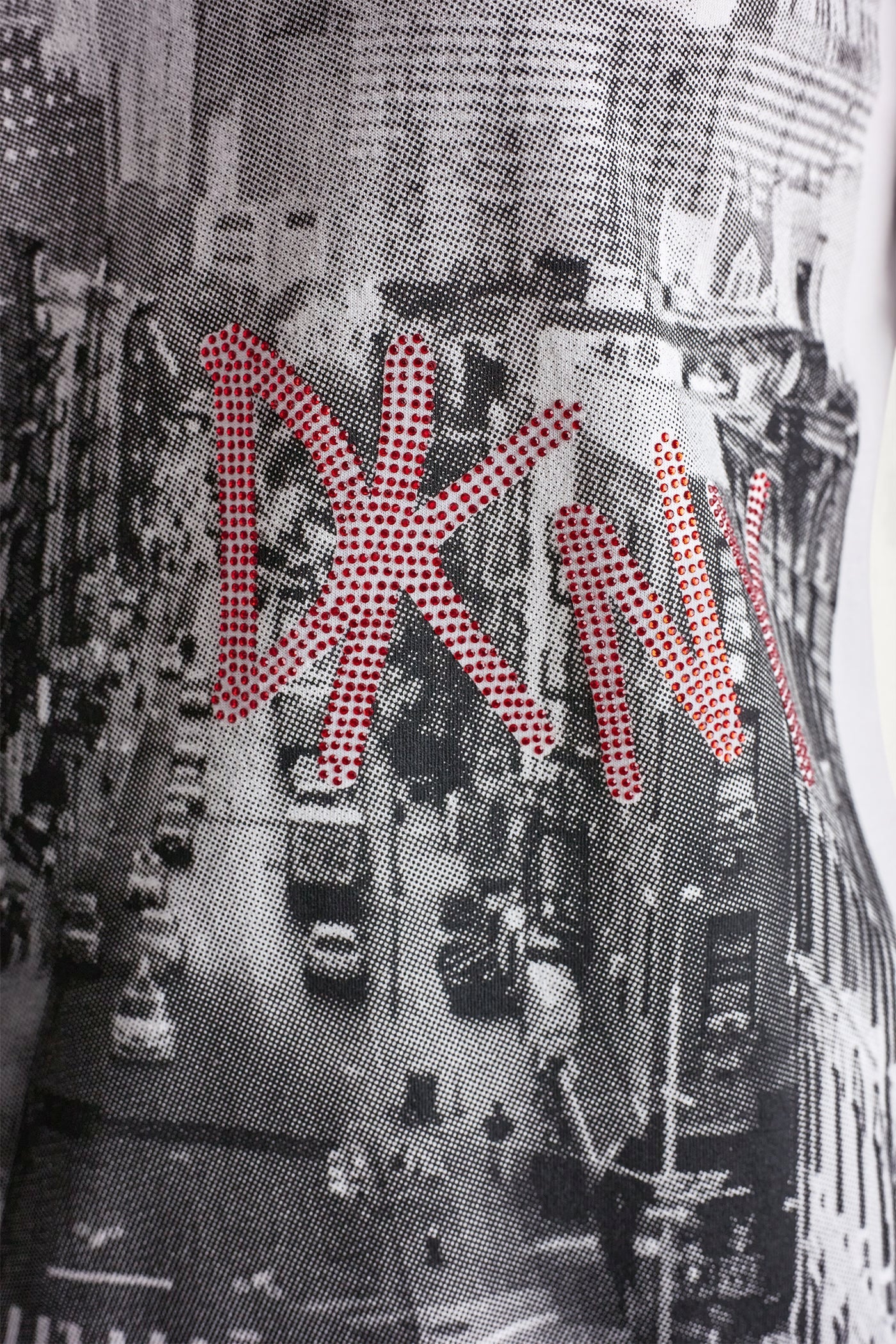 DKNY RHINESTONE NY STREETS LOGO TEE