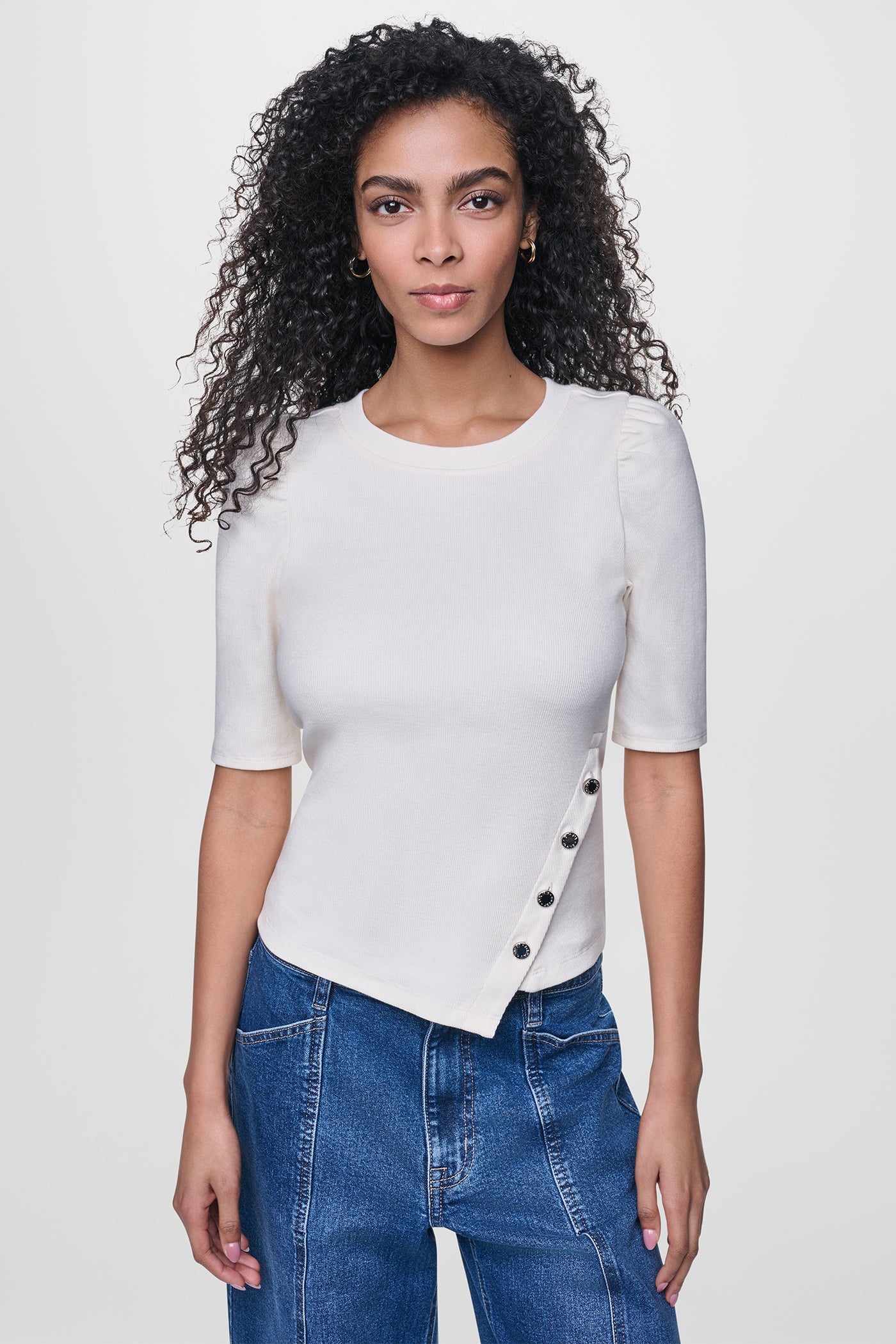 SHORT SLEEVE ASYMMETRIC TOP