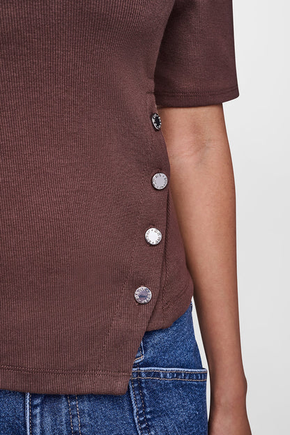 SHORT SLEEVE ASYMMETRIC TOP