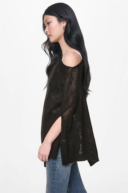 ASYMMETRIC FINE GAUGE PONCHO