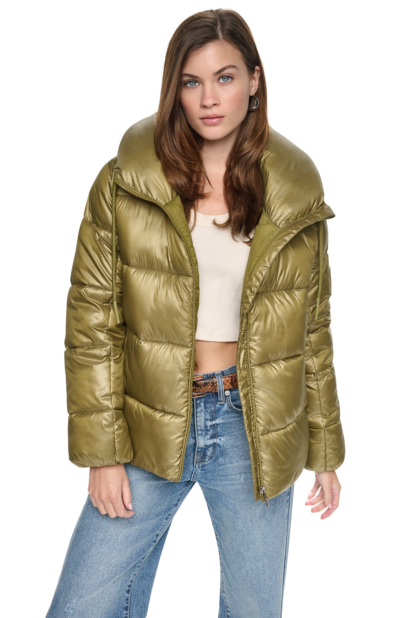 QUILTED PUFFER WITH DRAMA COLLAR