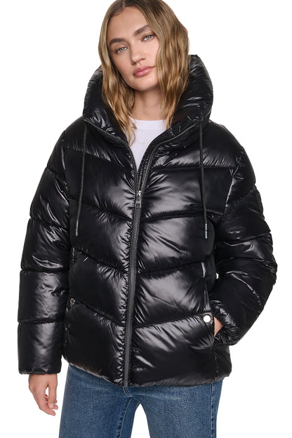 QUILTED PUFFER WITH DRAMA COLLAR