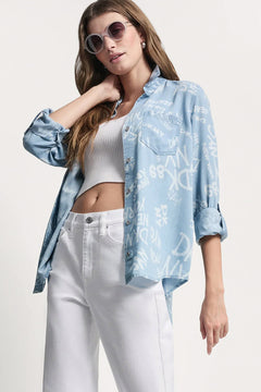 Graffiti Logo/Chambray