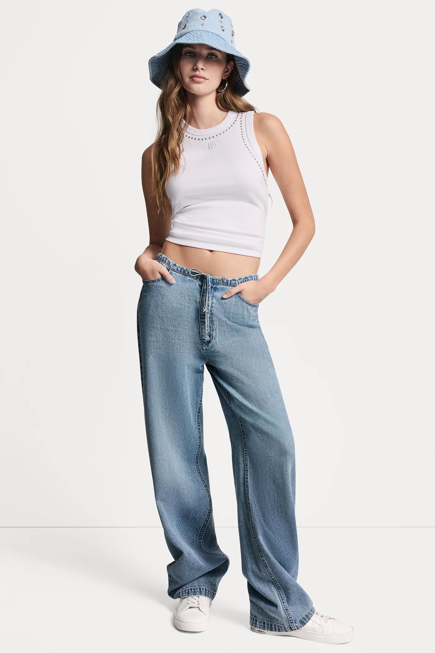 MID-RISE RELAXED STRAIGHT LEG WITH DRAWCORD