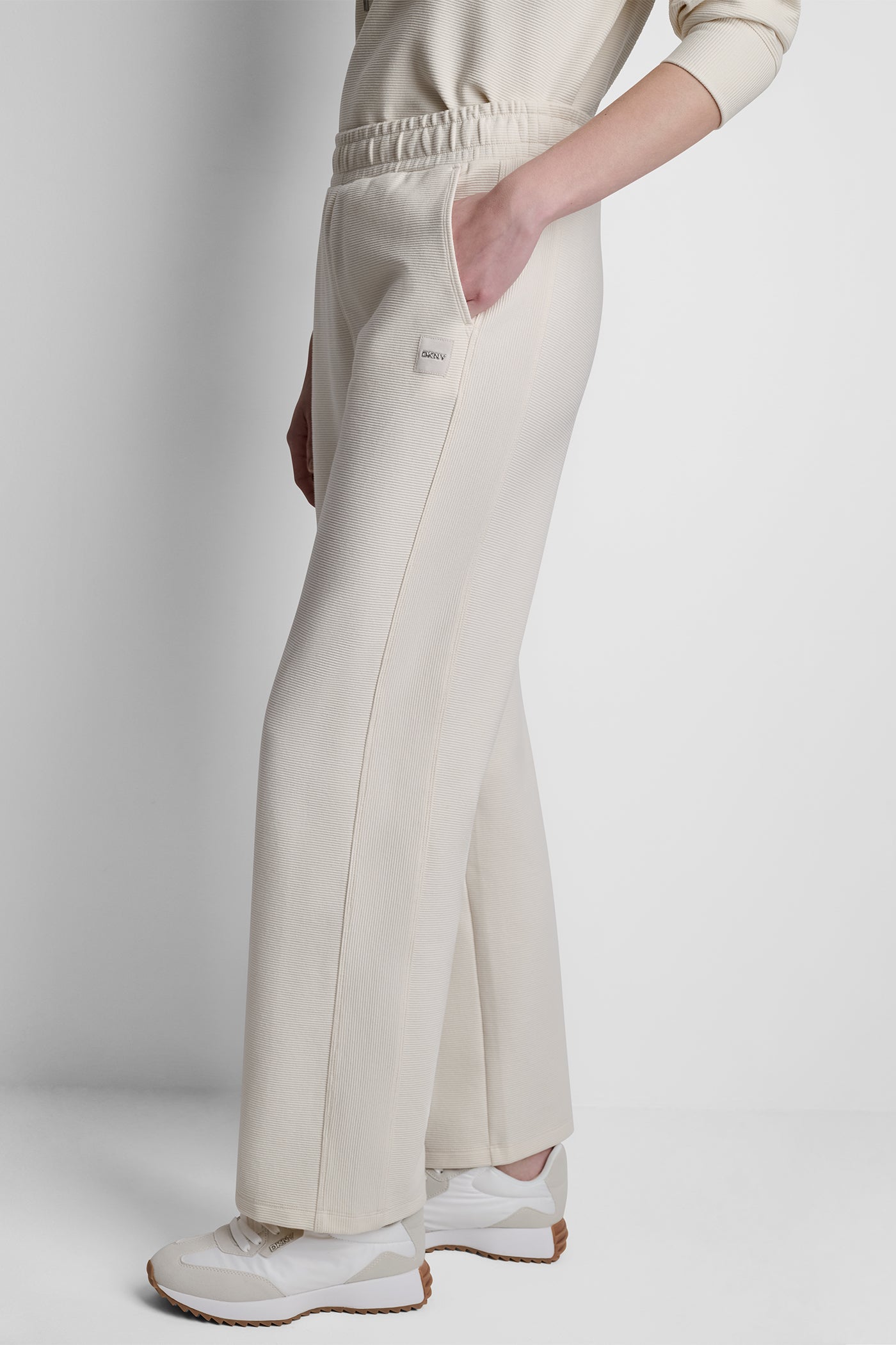 HIGH-RISE RIB TRACK PANTS