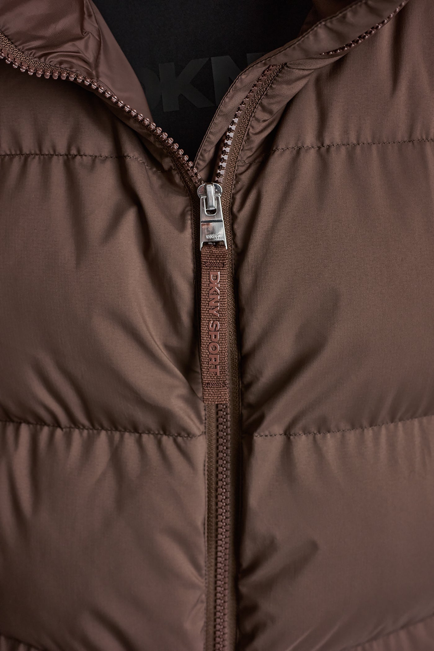 PUFFER MOCK NECK VEST