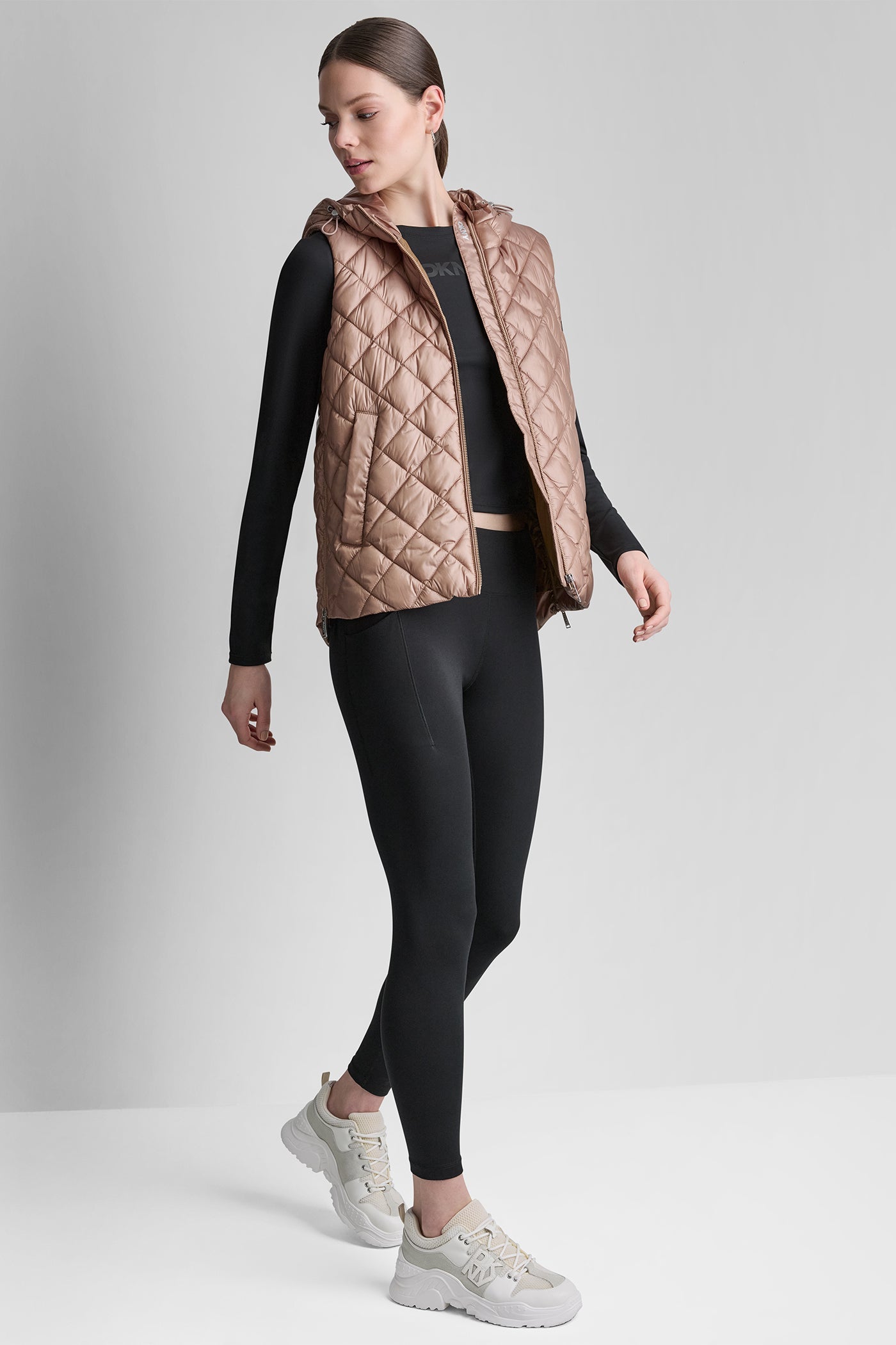 HOODED DIAMOND QUILTED VEST
