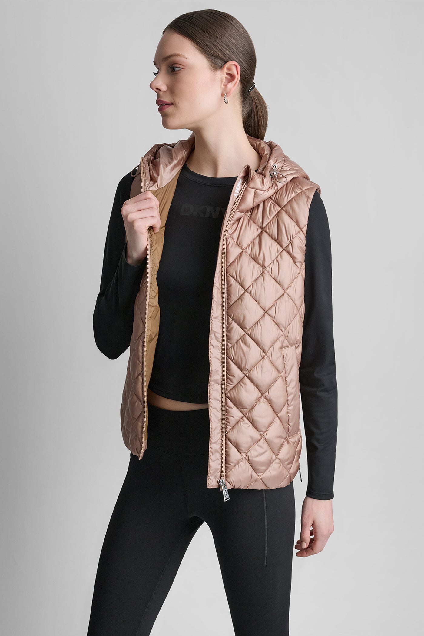 HOODED DIAMOND QUILTED VEST