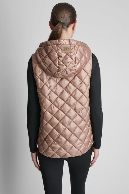 HOODED DIAMOND QUILTED VEST