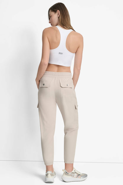 HIGH-RISE RELAXED CARGO JOGGER