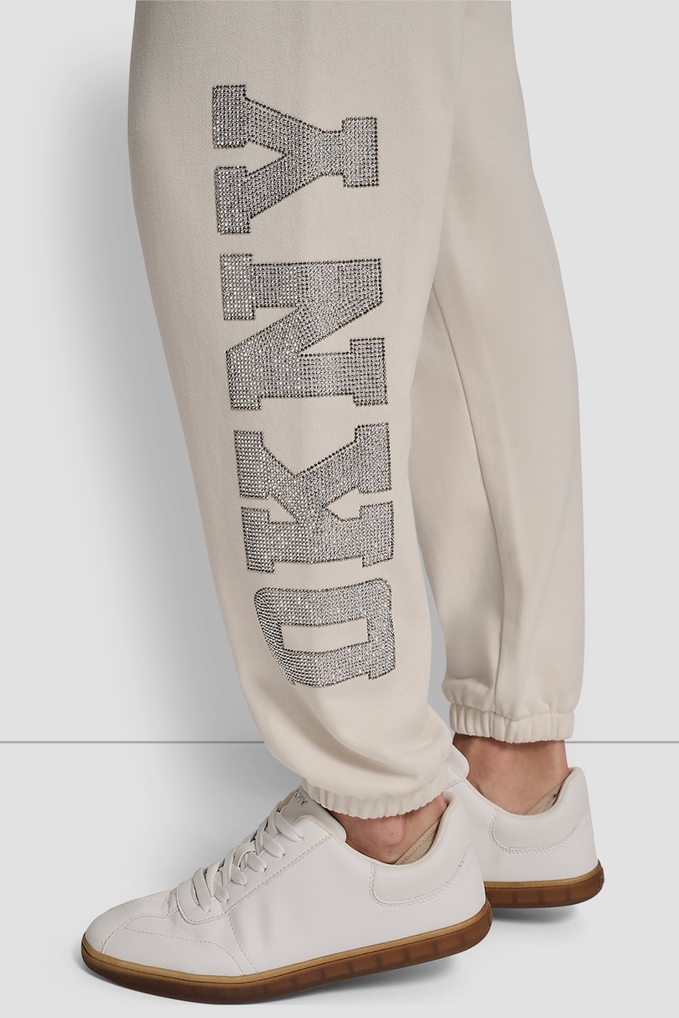 EXPLODED RHINESTONE VARISTY LOGO HIGH-RISE RELAXED