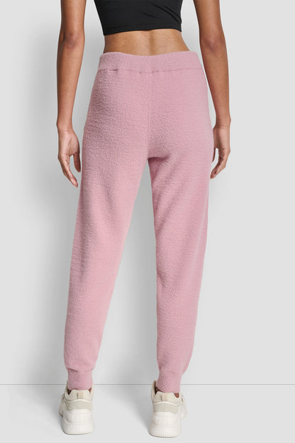 FEATHER YARN JOGGER WITH POCKETS AND TONAL LOGO