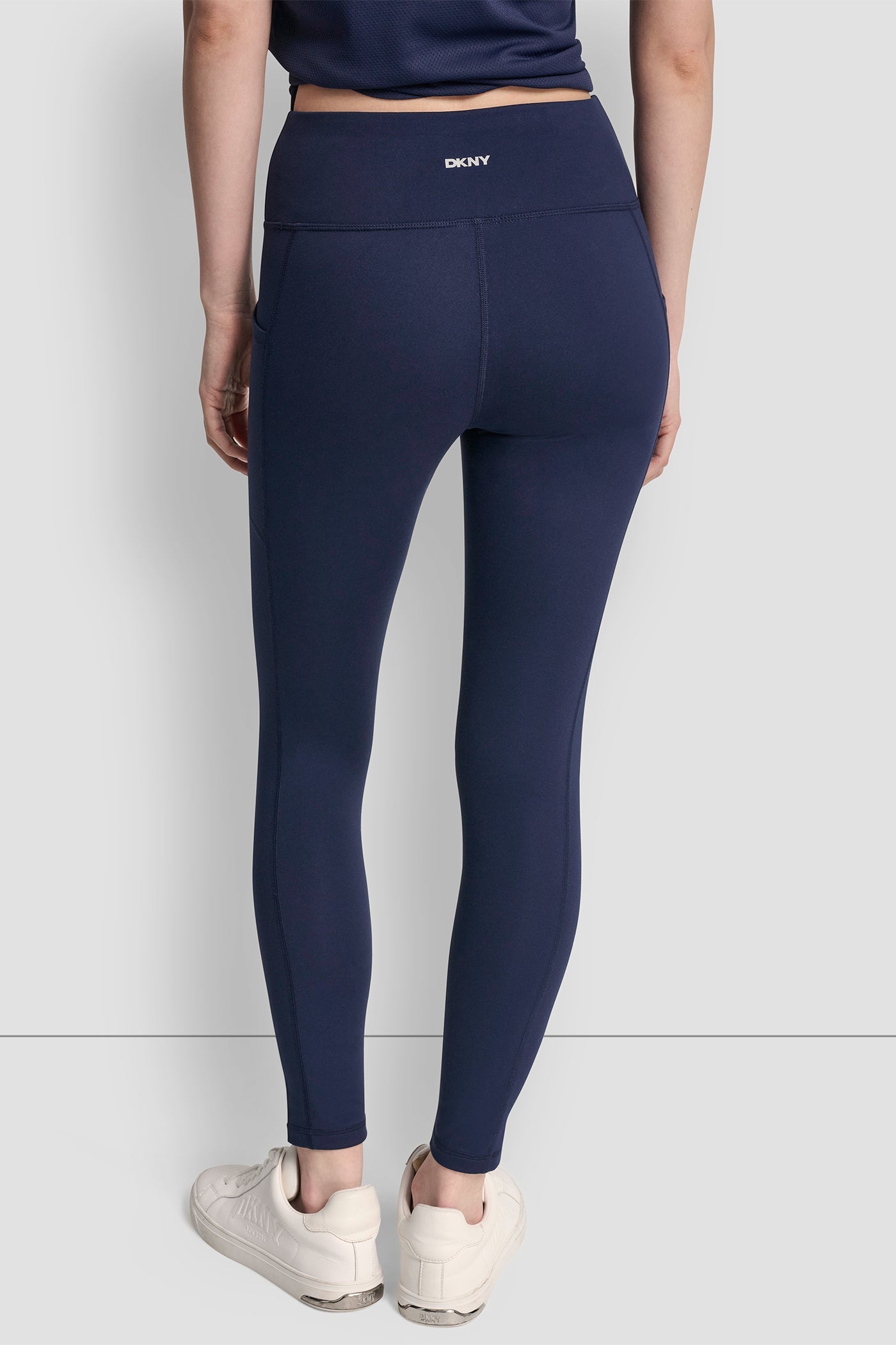 HIGH-RISE LOGO 7/8 LENGTH LEGGING