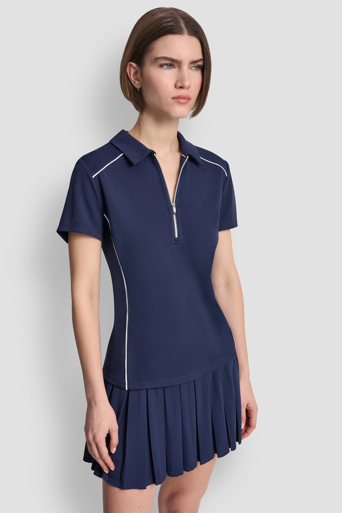 COURT PIQUÉ PIPED HALF-ZIP POLO