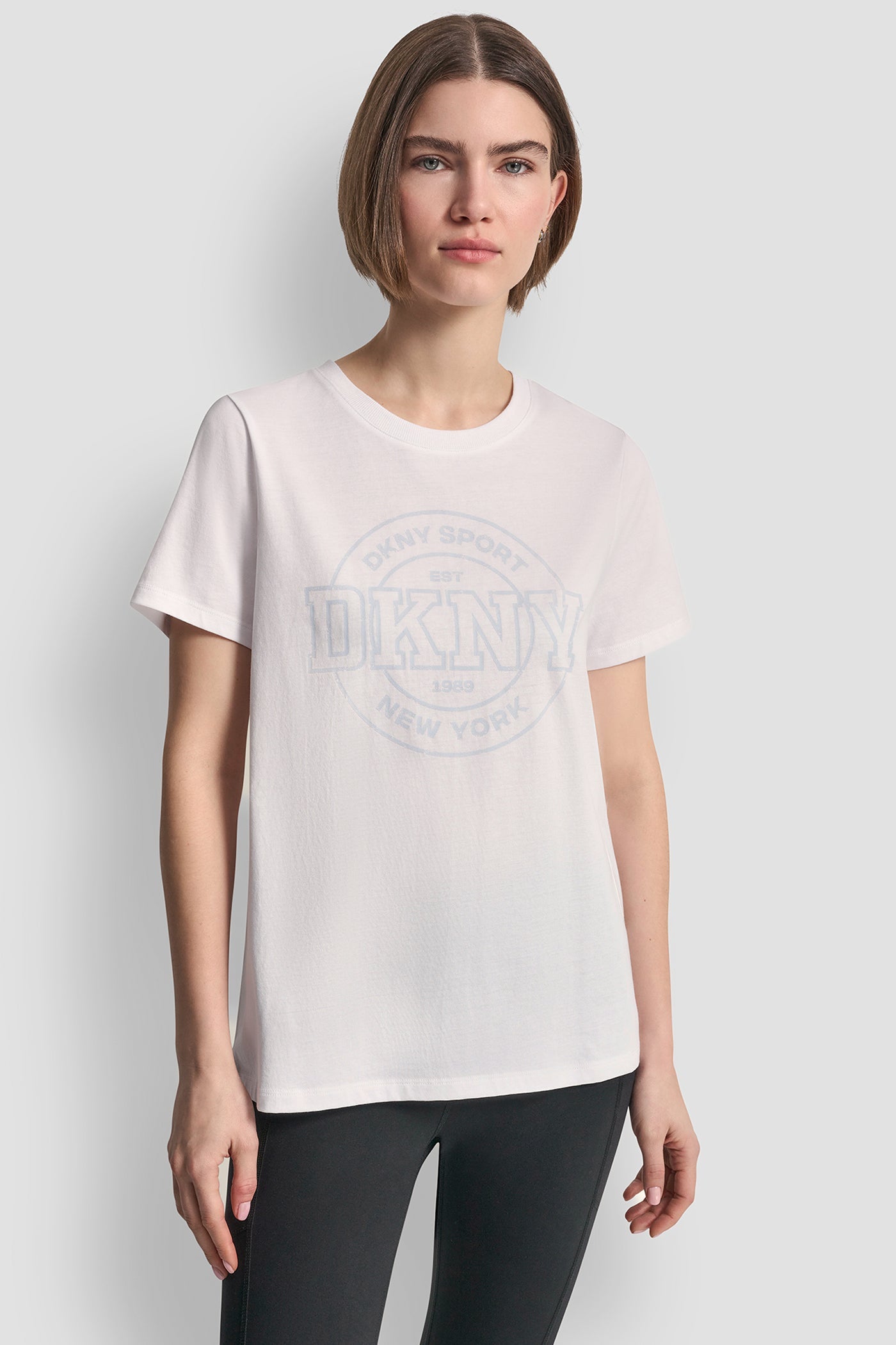 COLLEGIATE MEDALLION LOGO TEE