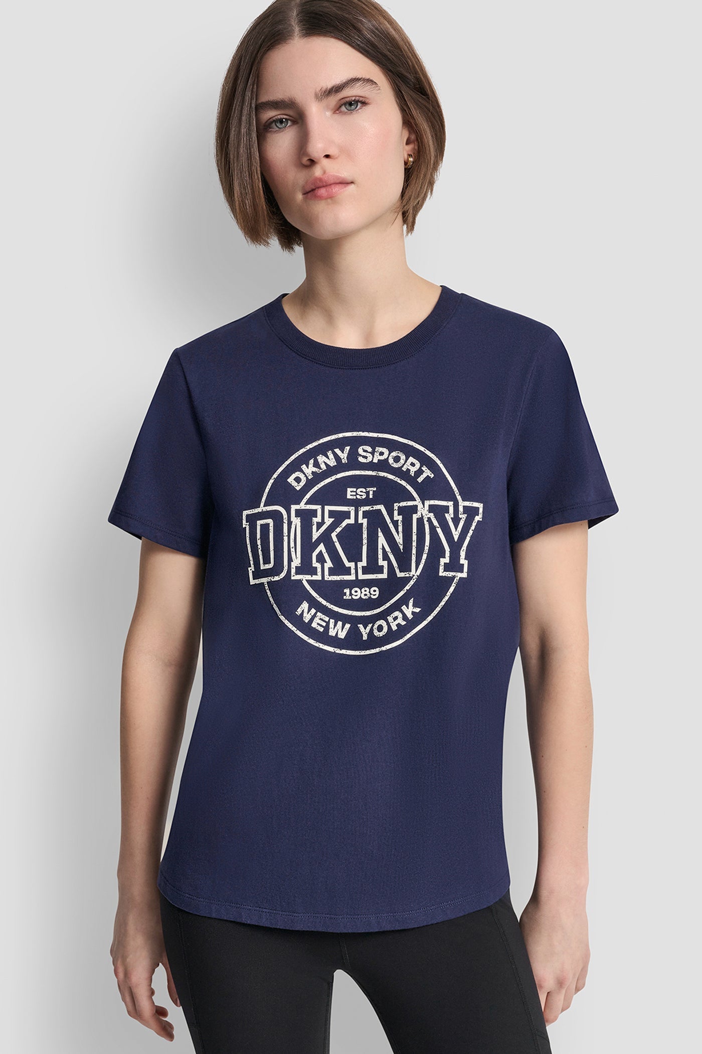 COLLEGIATE MEDALLION LOGO TEE