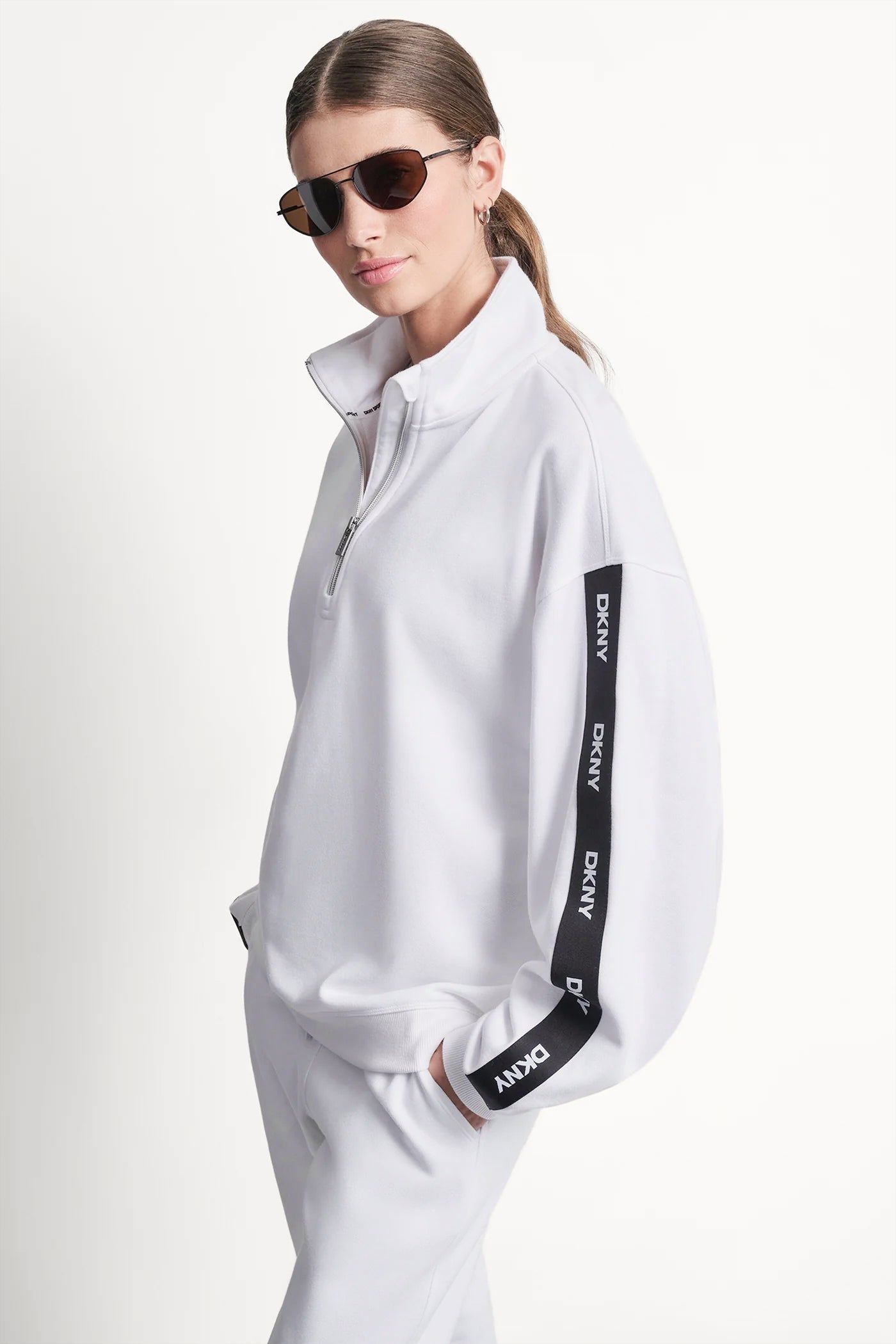 LOGO QUARTER-ZIP SWEATSHIRT