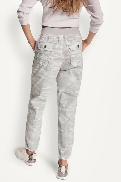 COTTON-POPLIN HIGH-RISE SLIM UTILITY JOGGER