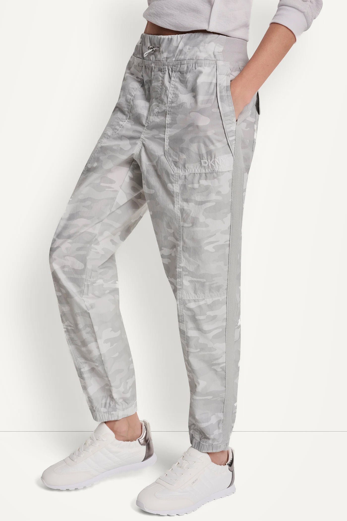 COTTON-POPLIN HIGH-RISE SLIM UTILITY JOGGER