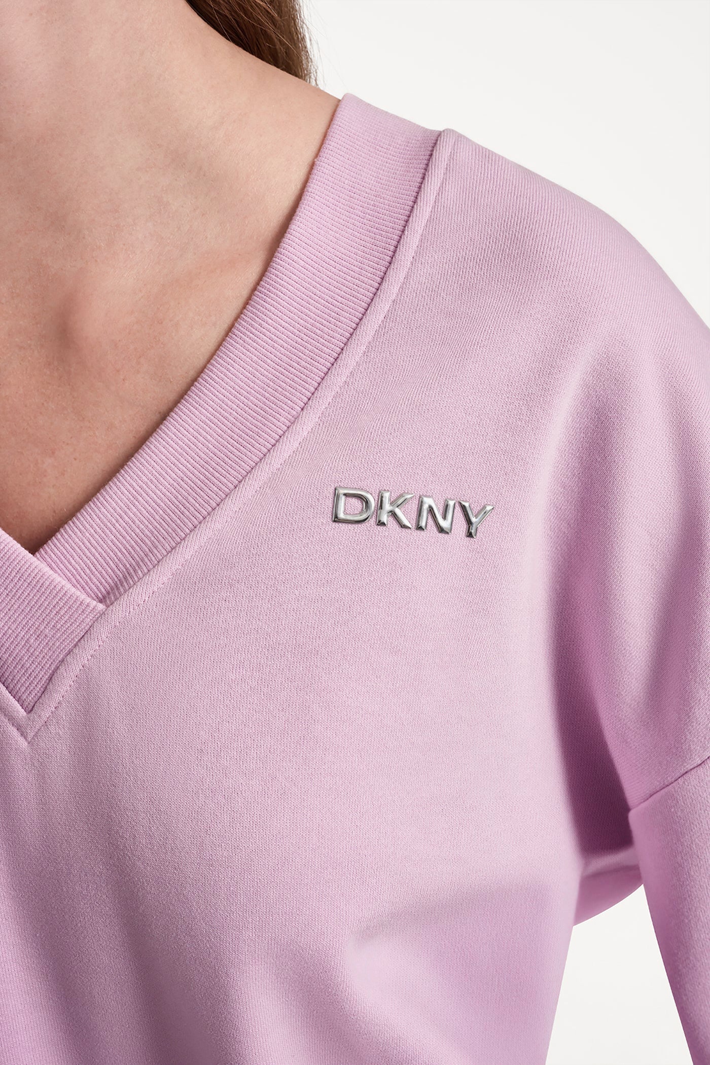 METALLIC LOGO SWEATSHIRT