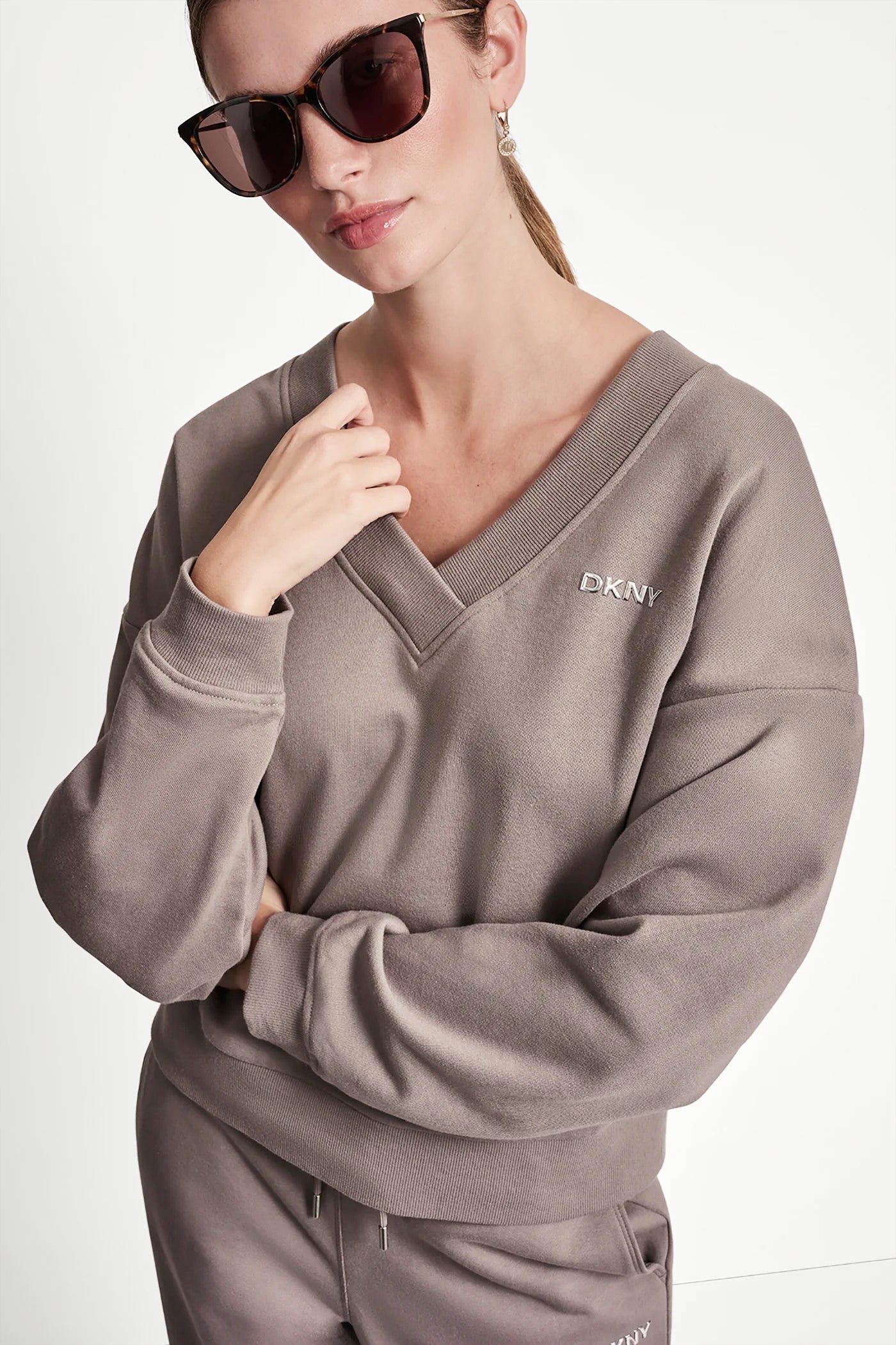 METALLIC LOGO SWEATSHIRT