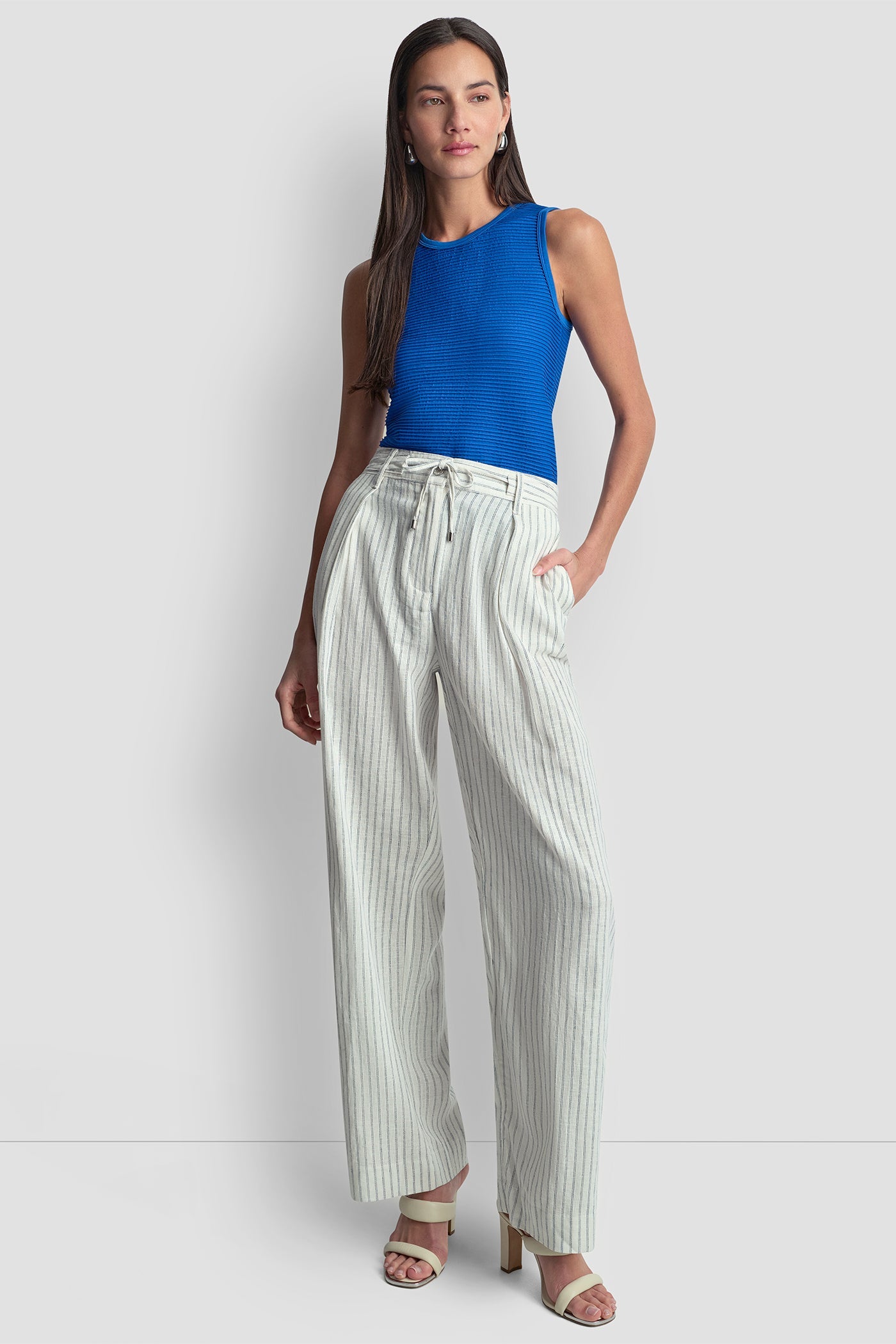 MID-RISE LINEN-BLEND PINSTRIPED PLEATED WIDE-LEG PANT