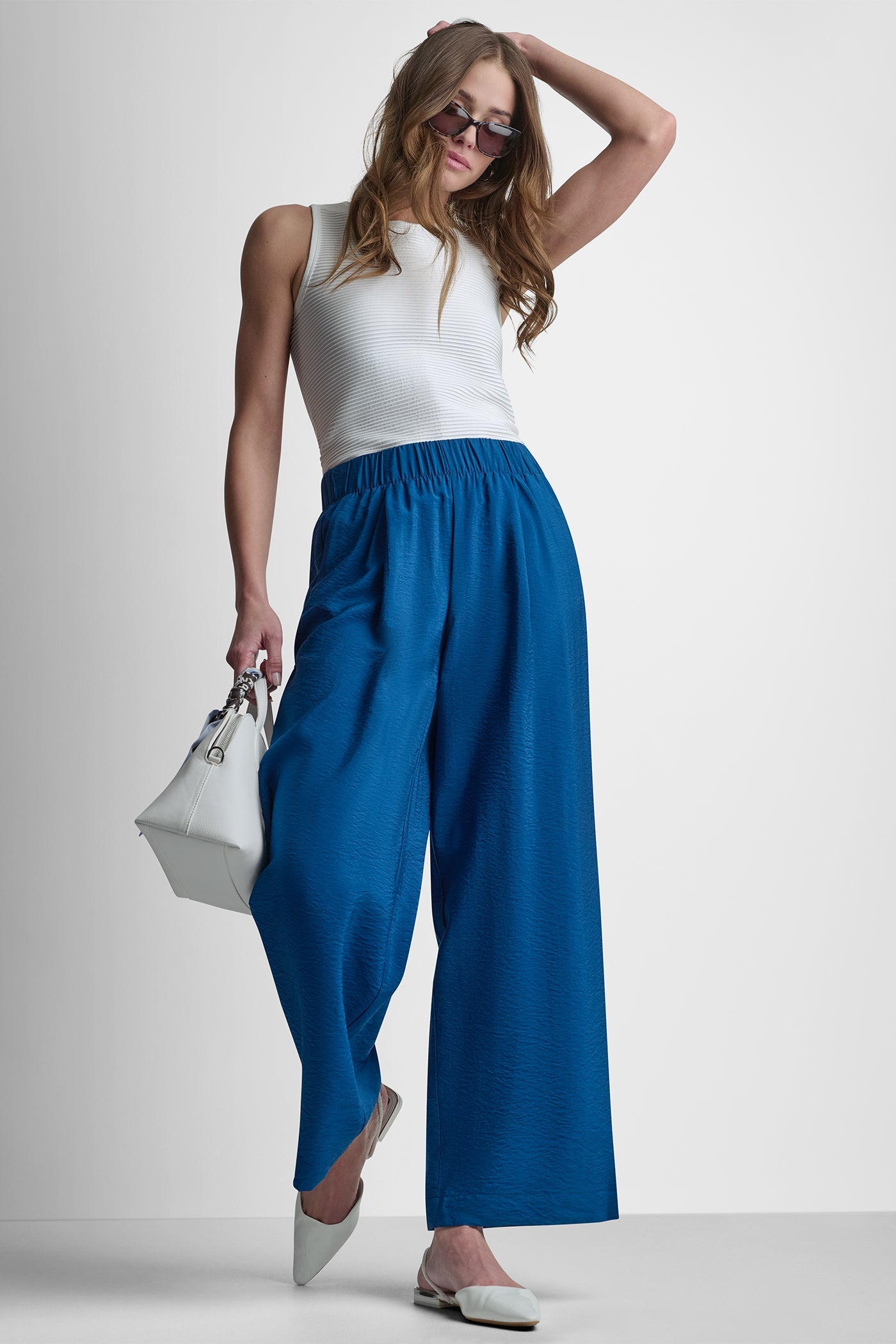 MID-RISE RUMPLED STRAIGHT-LEG ANKLE PANT