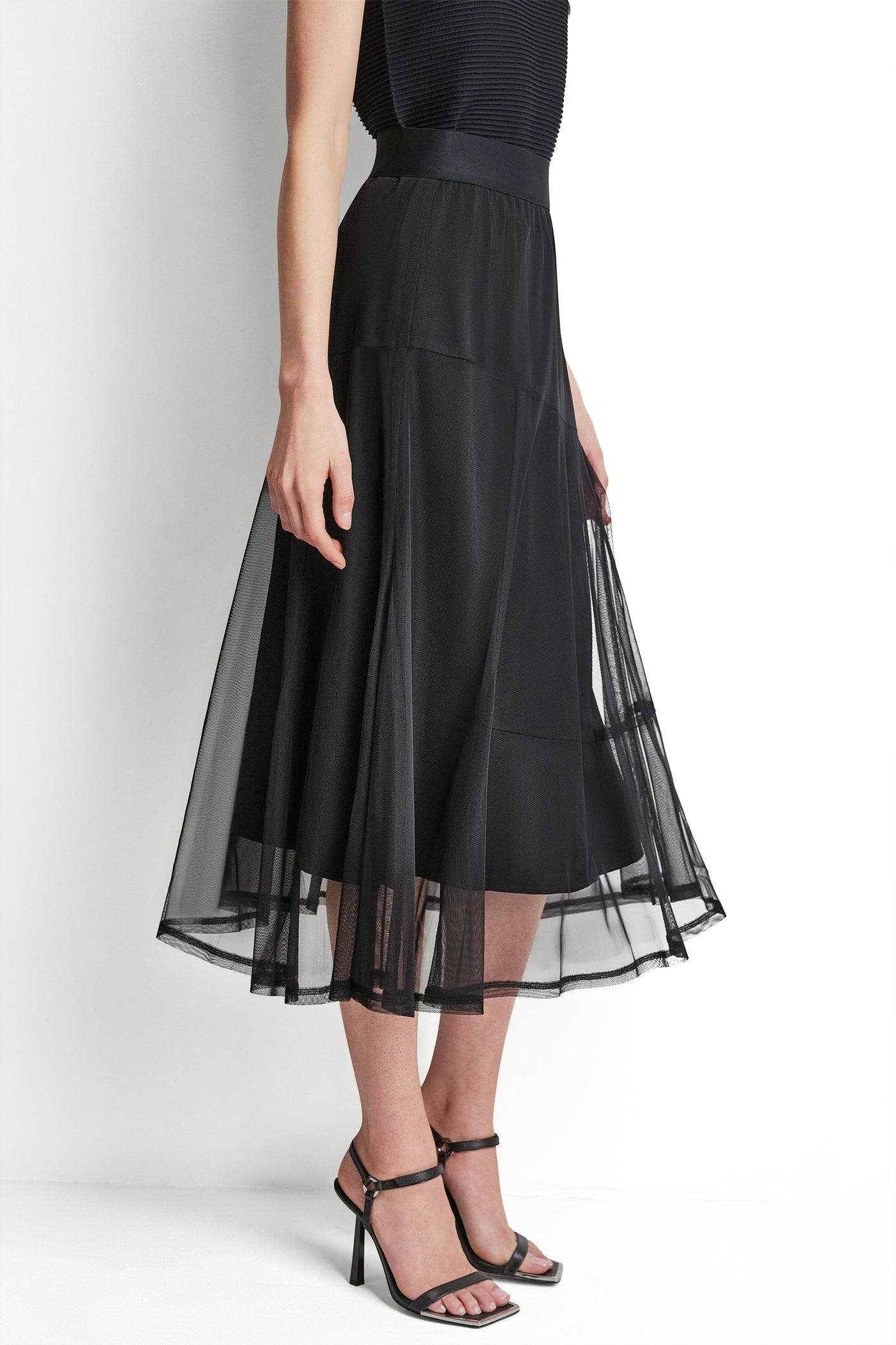 LAYERED MESH MIDI SKIRT