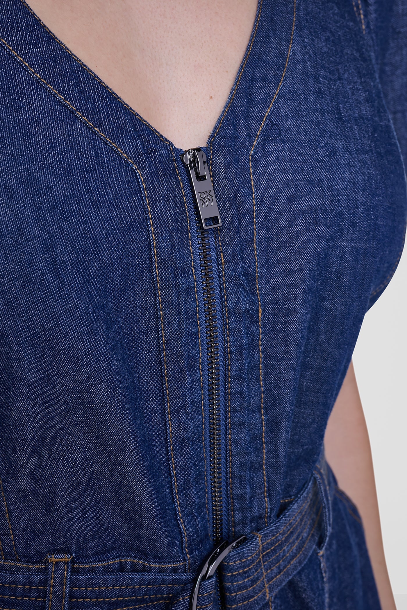 PUFF SLEEVE BELTED DENIM DRESS