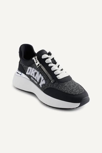 ZACATA LACE UP SNEAKER
