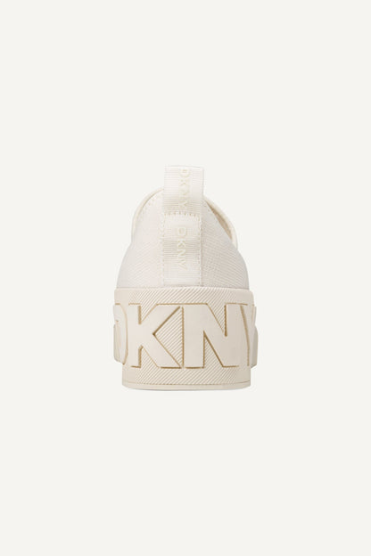 MAIZE SLIP ON SNEAKER
