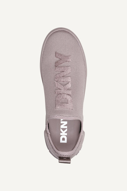 MAIZE SLIP ON SNEAKER