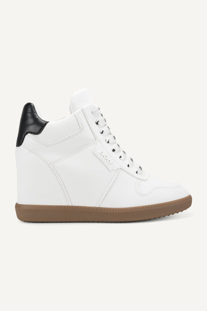 SEREINA LACE UP SNEAKER